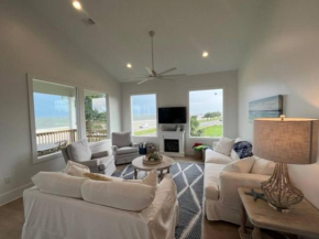 Beauty on the Beach Gulf Luxury w/ Gorgeous Views